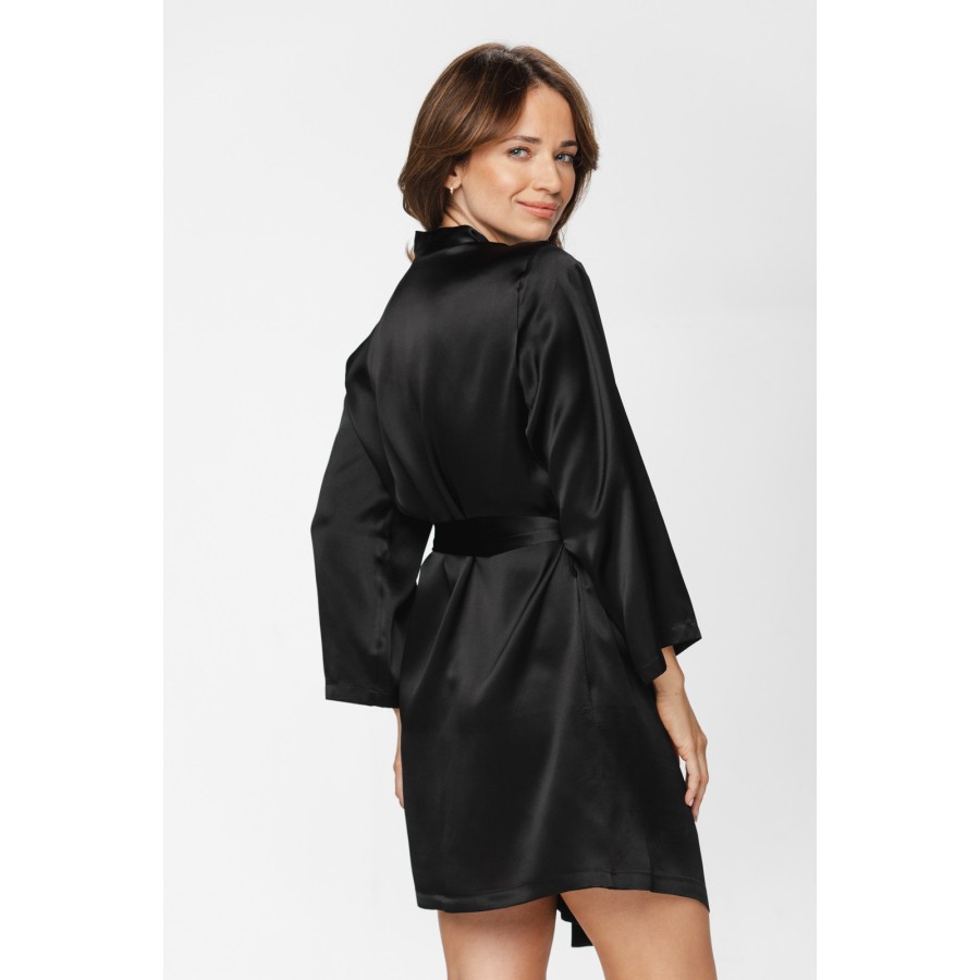 Deshabillé kimono de seda negro vista posterior